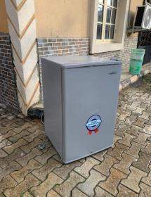 Clean 125Litters Haier Thermocool table top Fridge For-Sale