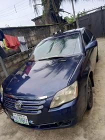 Toyota Avalon 2008 model