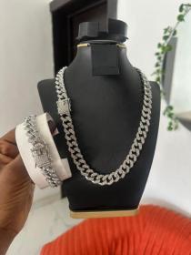 CUBAN CHAIN SET WITH BOX