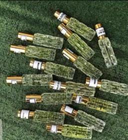 Oil perfume