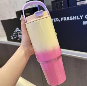 Stainless steel water bottle
